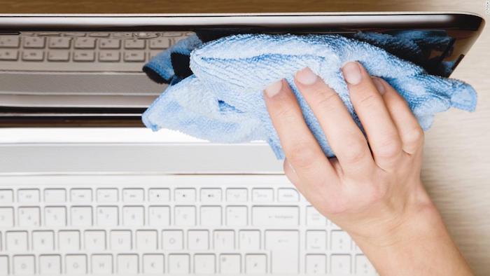 Come pulire il PC portatile, 5 tips per farlo al meglio